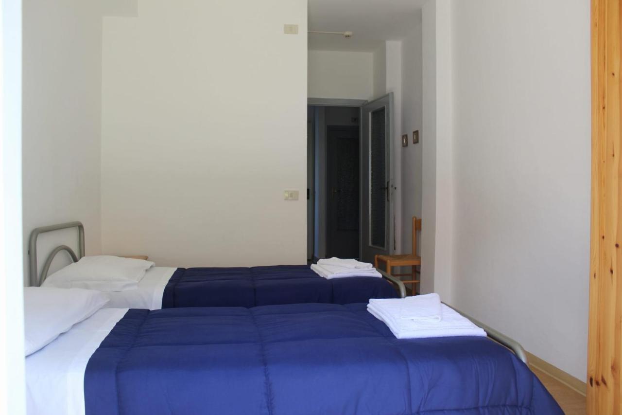Casa Per Ferie Beatorosaz Hotel เชซานา โตรีเนเซ ภายนอก รูปภาพ