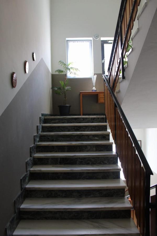 Casa Per Ferie Beatorosaz Hotel เชซานา โตรีเนเซ ภายนอก รูปภาพ